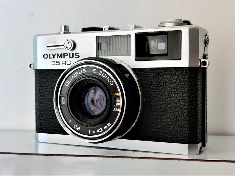 Front side of Olympus 35RC